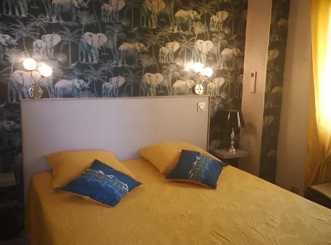 B&B La Palmeraie Village Naturiste *