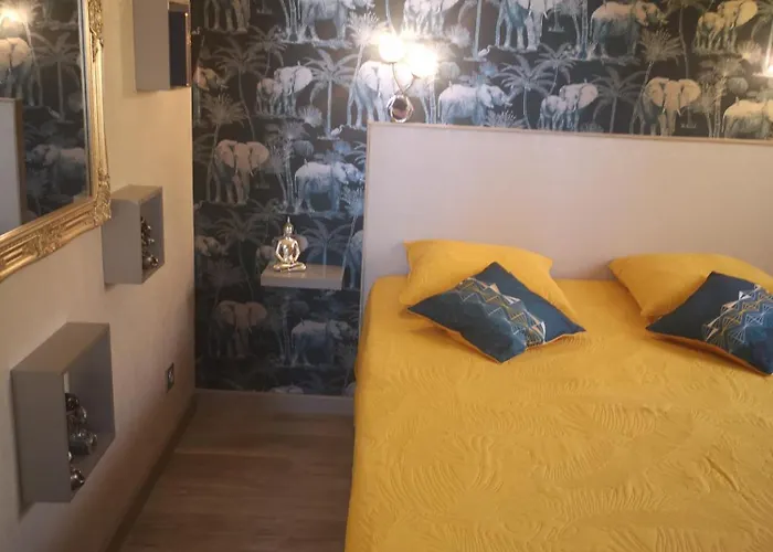B&B La Palmeraie Village Naturiste *